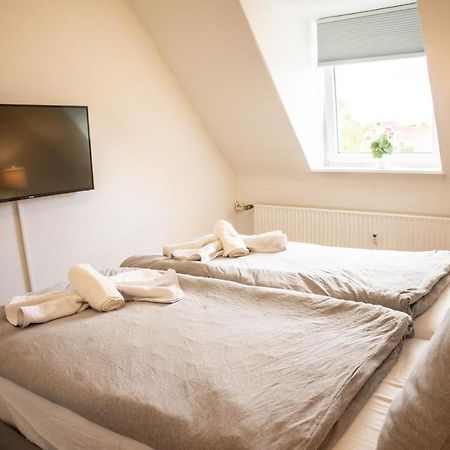 Wohnung Fuer 4 Gaeste In Laatzen Messe- Und Citynah ฮันโนเวอร์ ภายนอก รูปภาพ