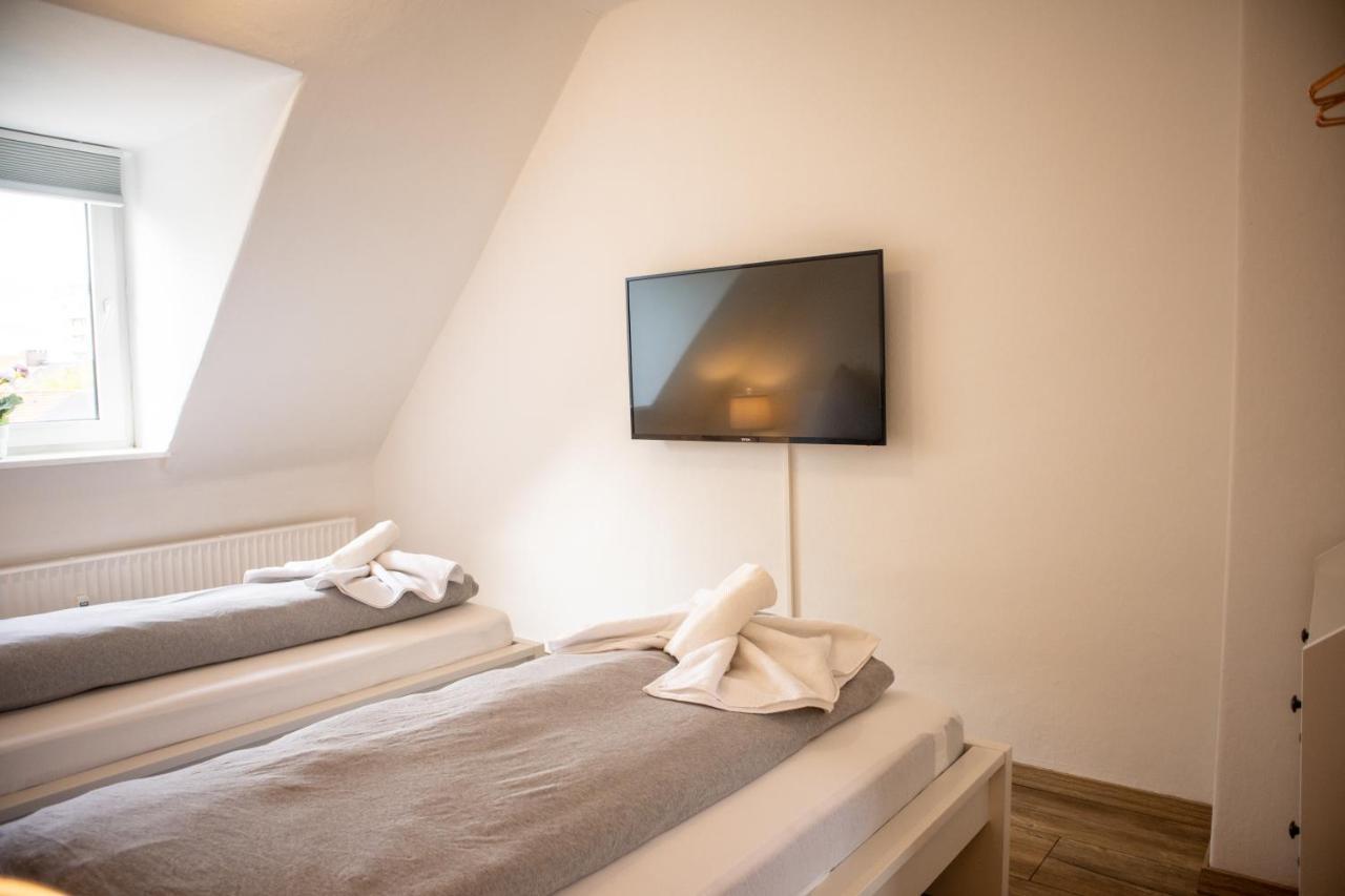 Wohnung Fuer 4 Gaeste In Laatzen Messe- Und Citynah ฮันโนเวอร์ ภายนอก รูปภาพ