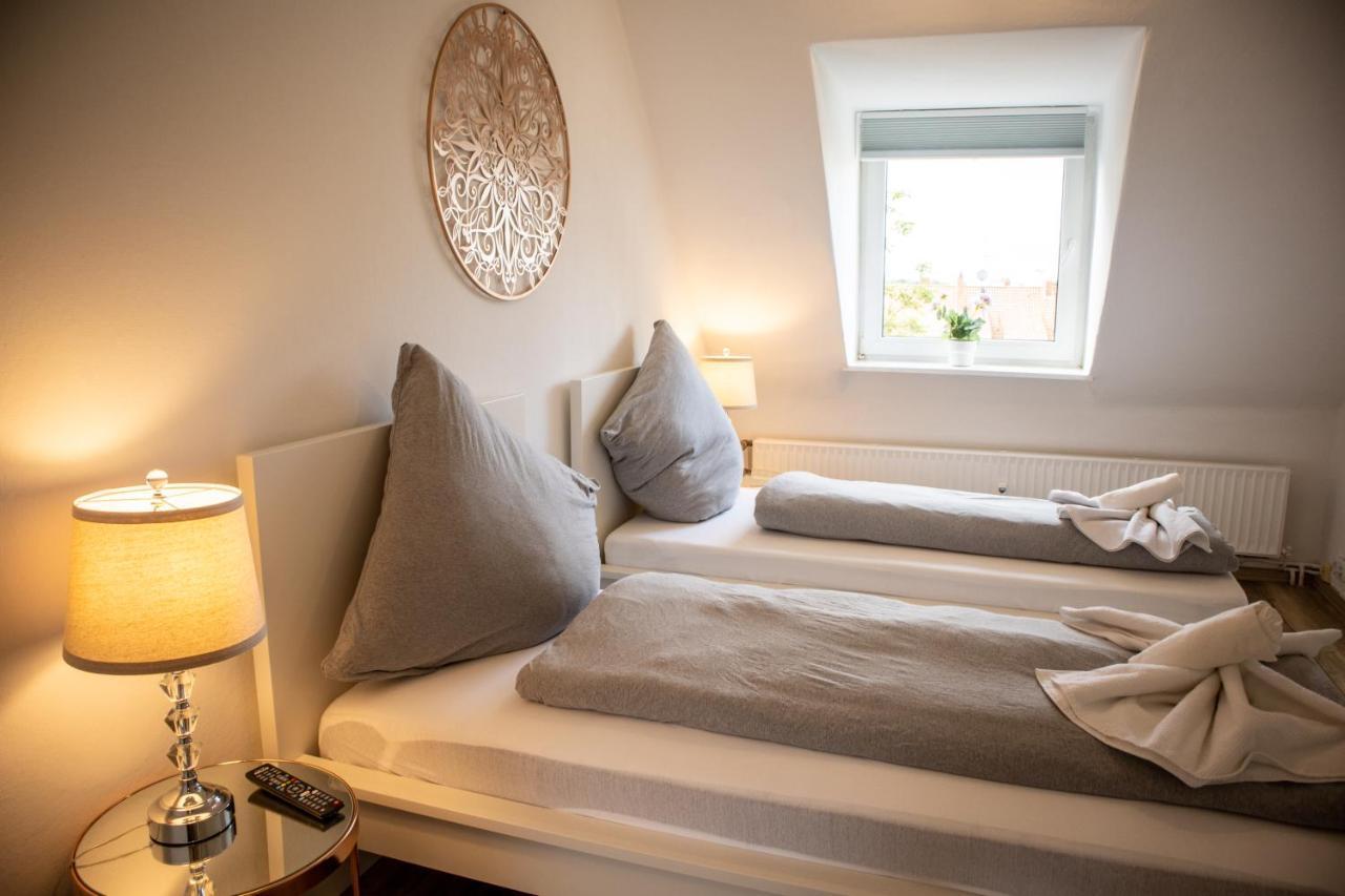 Wohnung Fuer 4 Gaeste In Laatzen Messe- Und Citynah ฮันโนเวอร์ ภายนอก รูปภาพ