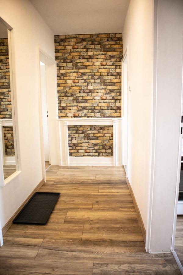 Wohnung Fuer 4 Gaeste In Laatzen Messe- Und Citynah ฮันโนเวอร์ ภายนอก รูปภาพ